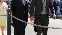 Adu Gaya Victoria Beckham-Amal Clooney di Royal Wedding, Kece Siapa?