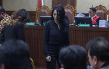 Biduan Cantik Nayunda Nabila Umbar Senyum Bersaksi di Sidang Eks Mentan SYL