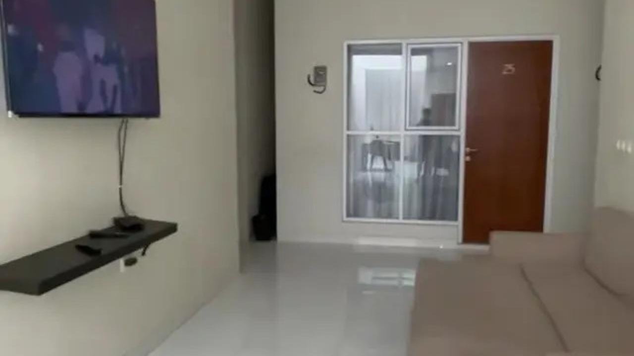 7 Potret Kost Tempat Tinggal Nunung Usai Jual Rumah, Ada Hiburan Biliar