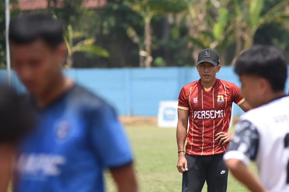 Pelatih Persema Malang, Ahmad Bustomi