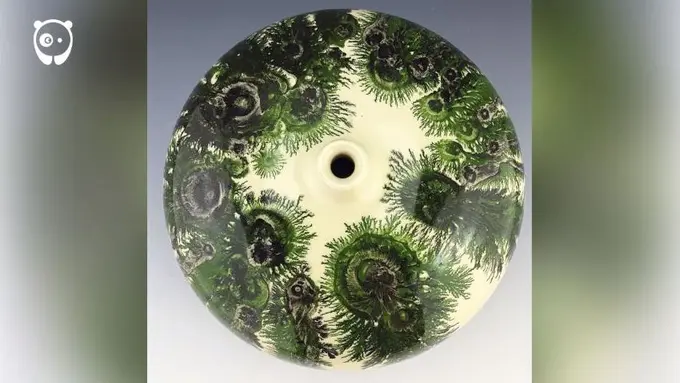 [Bintang] Ketika Seni Bertemu Bahan Kimia, Bagaimana Jadinya?