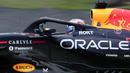 Pembalap Red Bull Racing, Max Verstappen memacu mobilnya dalam Formula 1 GP Sao Paulo di Interlagos, Sao Paulo, Brasil, Minggu (09/11/2025). (AP Photo/Ettore Chiereguini)