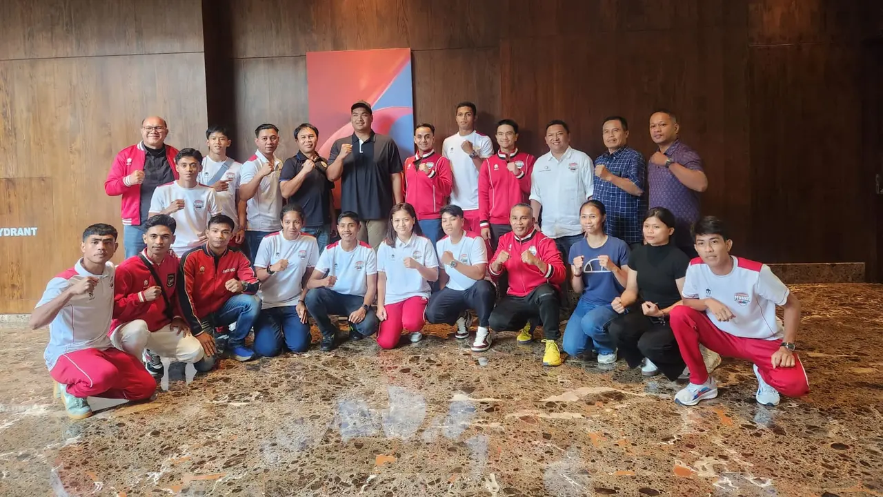 Dilepas Menpora, Timnas Tinju Indonesia Jalani TC di Vietnam