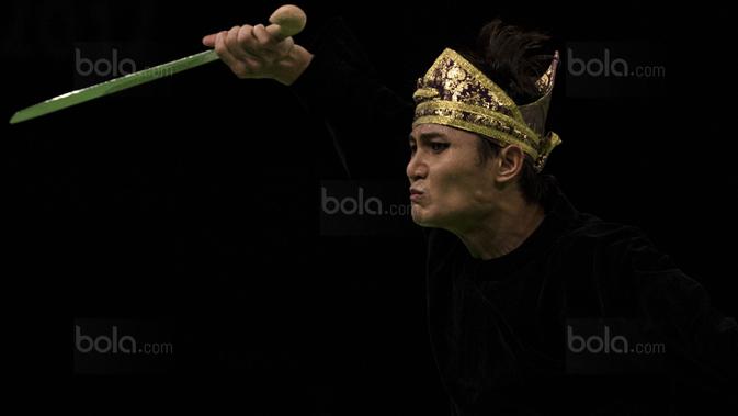 Atlet pencak silat Indonesia, Sugianto merebut emas Asian Games 2018 (Bola.com/Vitalis Yogi Trisna)