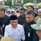 Calon Wakil Presiden (Cawapres) nomor urut 1, Muhaimin Iskandar alias Cak Imin menghadiri acara Istighosah dan Shalawat untuk Kemenangan AMIN di Lapangan Randuangung, Kabupaten Lumajang, Jawa Timur, Sabtu (3/2/2024).
