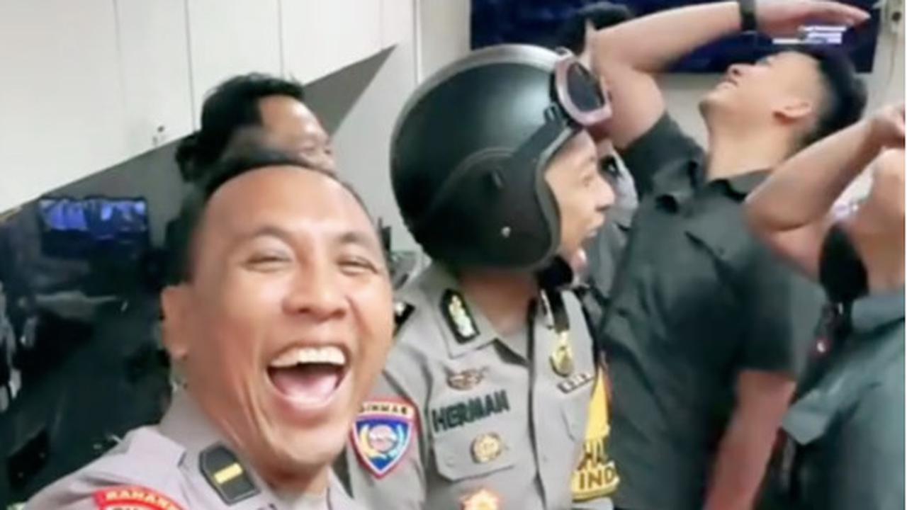 ipda purnomo dan pak bhabin