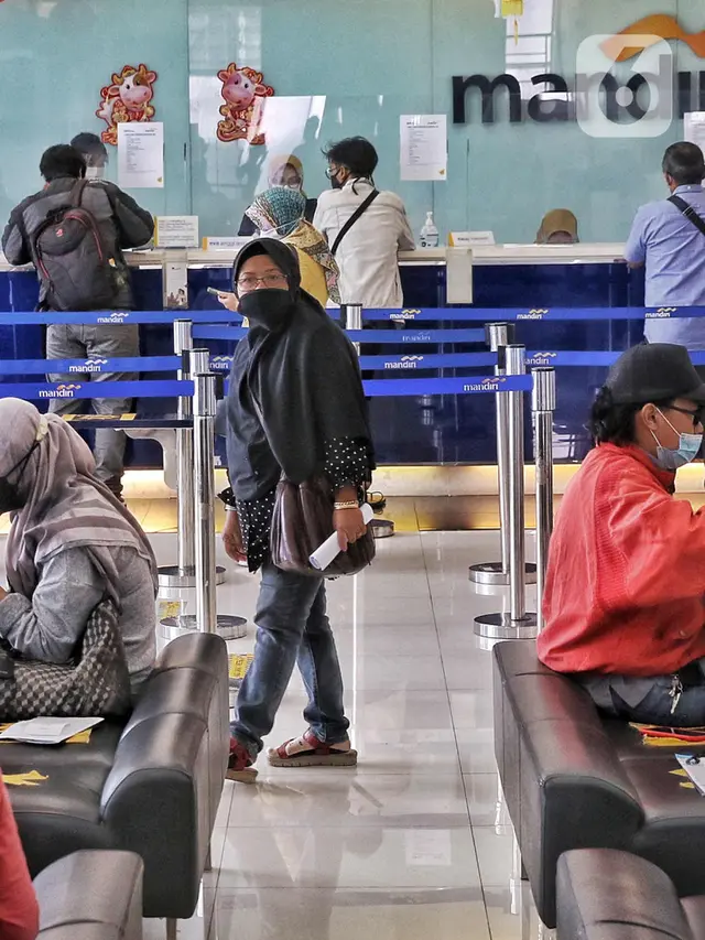 FOTO: LPS Jamin Simpanan Nasabah Sampai Rp 2 Miliar