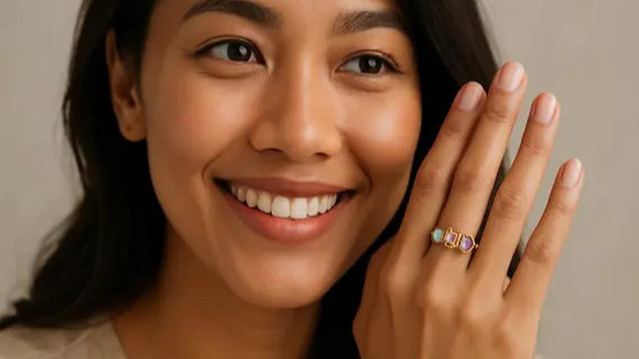 Inspirasi Model Cincin Emas yang  Simpel, Bikin Tangan Terlihat Cantik dan Mewah