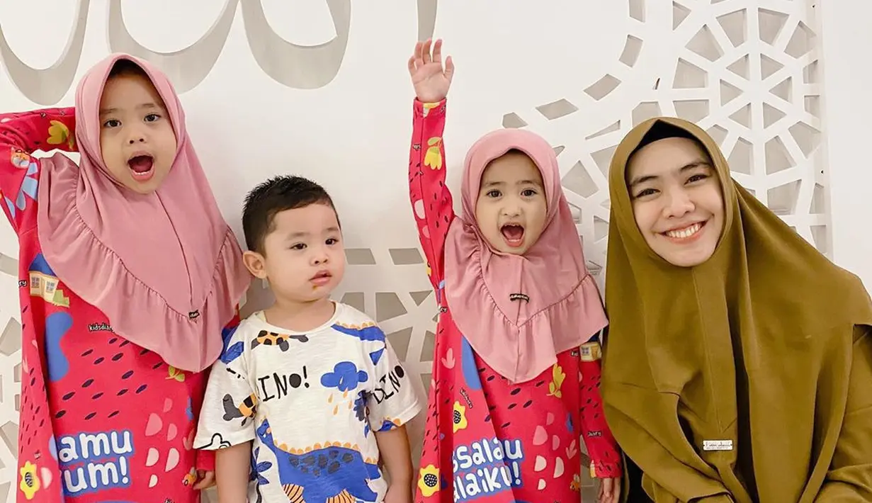 Oki Setiana Dewi (Instagram/okisetianadewi)