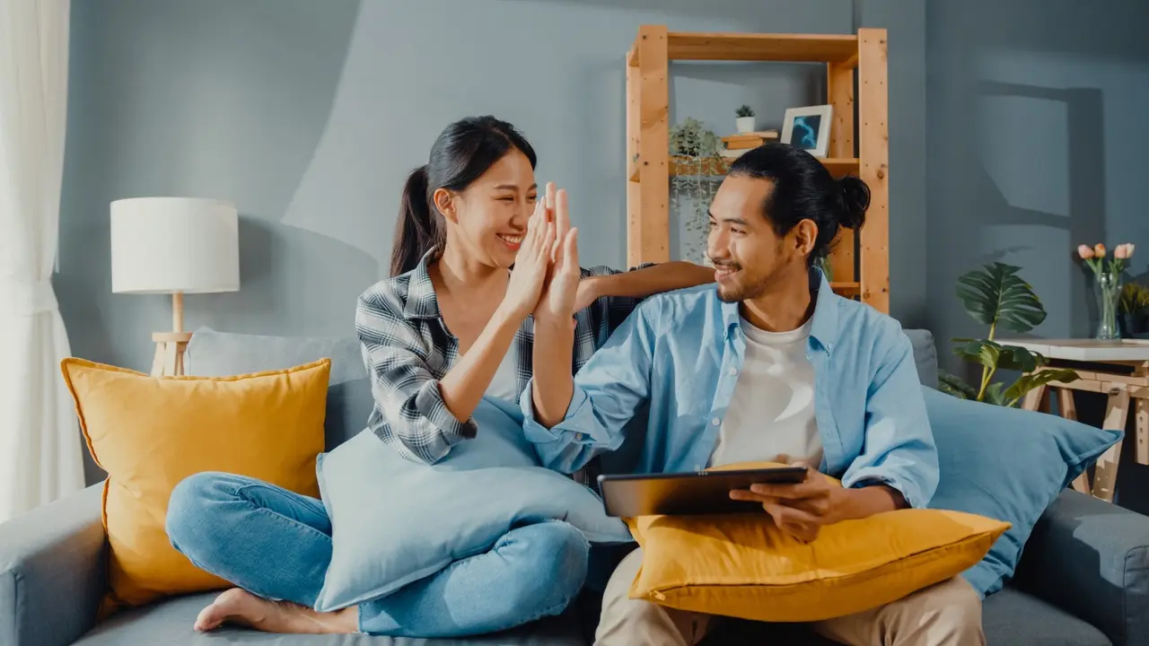 Ilustrasi suami istri harmonis