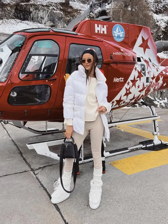 5 Potret OOTD Alyssa Daguise yang Curi Perhatiuan, Selalu Tampil Elegan dan Punya Aura Mahal