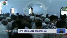 Warga Pemantang Siantar menggelar salat gaib untuk korban KM Sinar Bangun yang belum ditemukan.