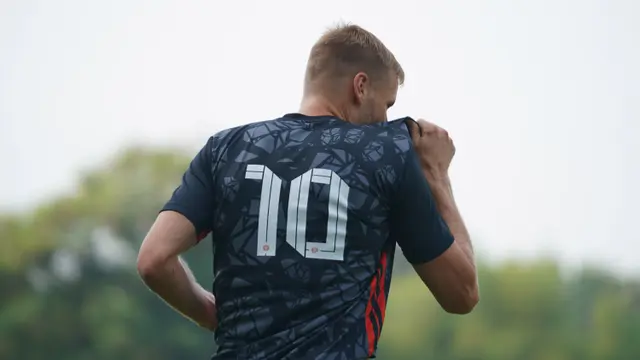 Foto: Aksi Hanno Behrens Saat Mengikuti Latihan Perdana Bersama Persija Jakarta