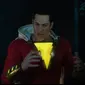 DC Warner Bros memperkenalkan superhero baru lewat trailer film Shazam. (Youtube Warner Bros)