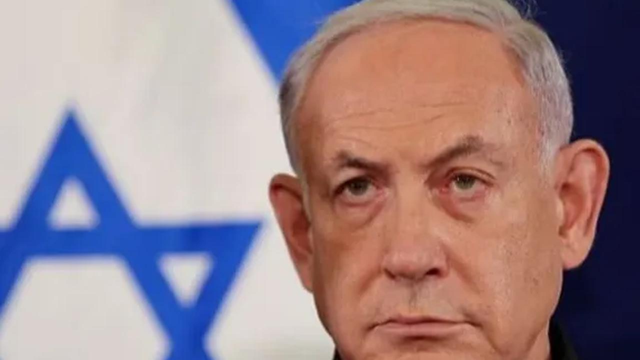 Dikutip dari laman bdsmovement.net, BDS didirikan pada tahun 2005 oleh organisasi masyarakat sipil Palestina. BDS merupakan gerakan kebebasan, keadilan, dan kesetaraan.