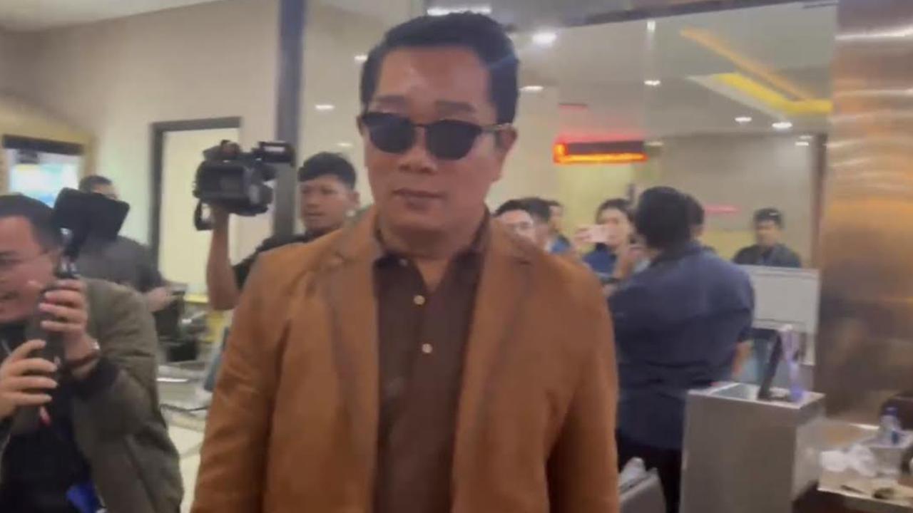 VIDEO: Kejutan Ridwan Kamil & Lisa Mariana Datangi Bareskrim Polri untuk Lakukan Tes DNA