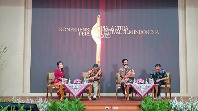 Reza Rahadian