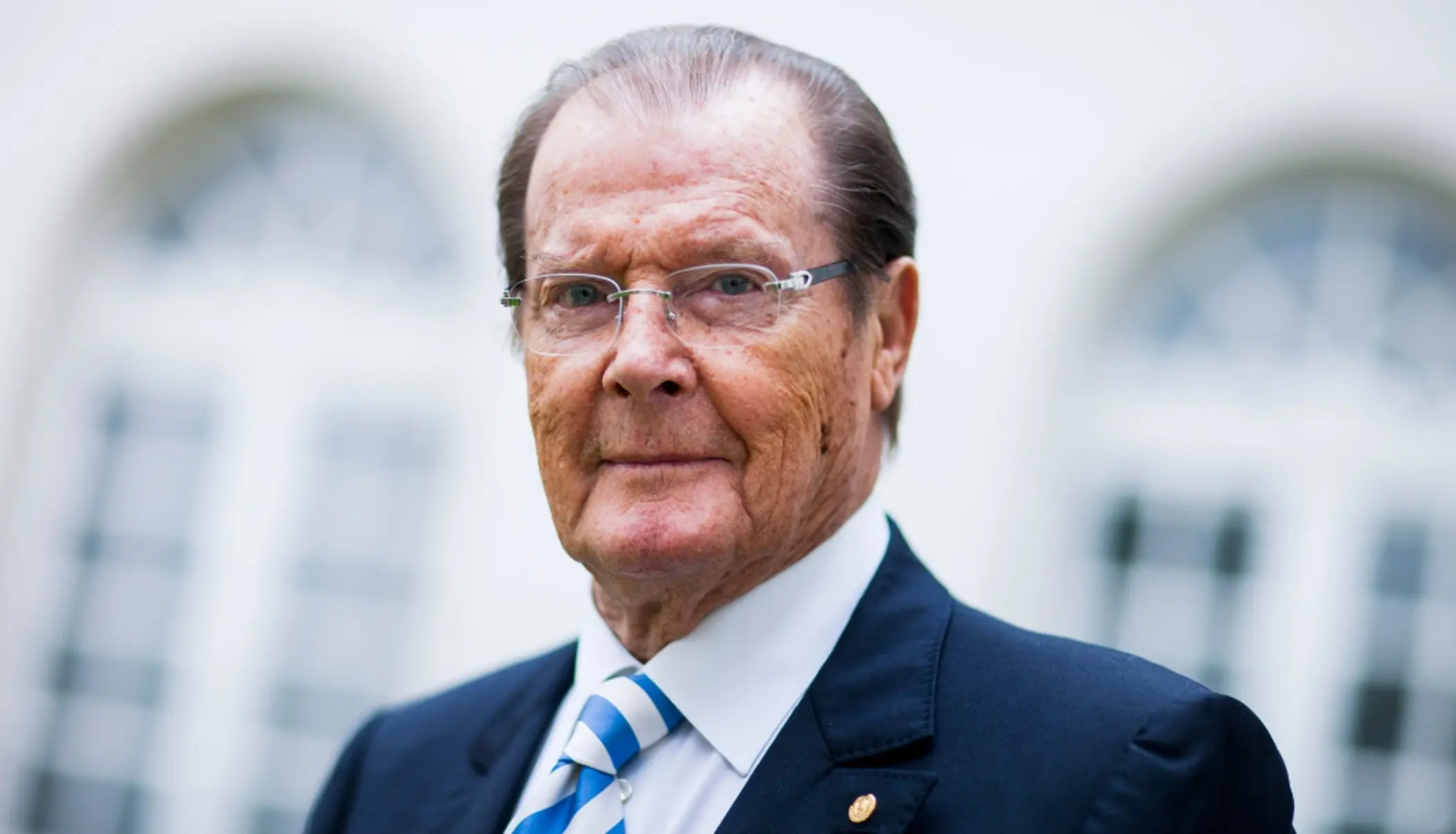 Roger Moore (mirror.co.uk)