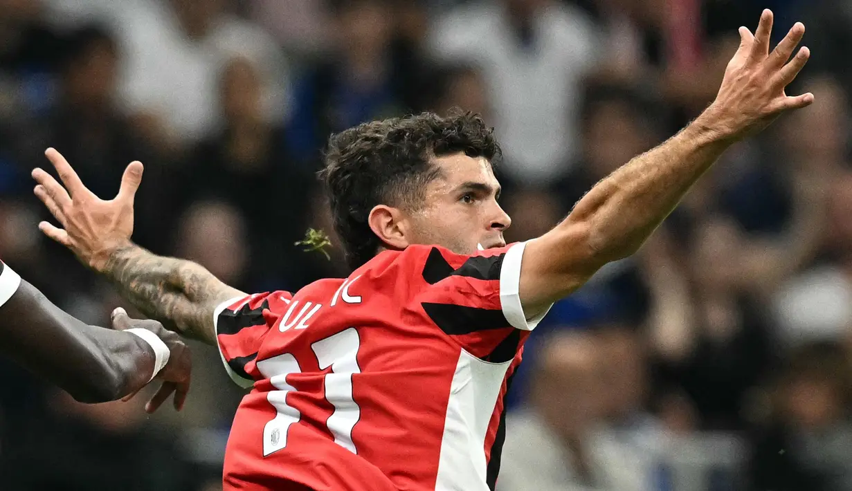 AC Milan unggul terlebih dahulu lewat Christian Pulisic pada menit ke-10. (Gabriel BOUYS/AFP)