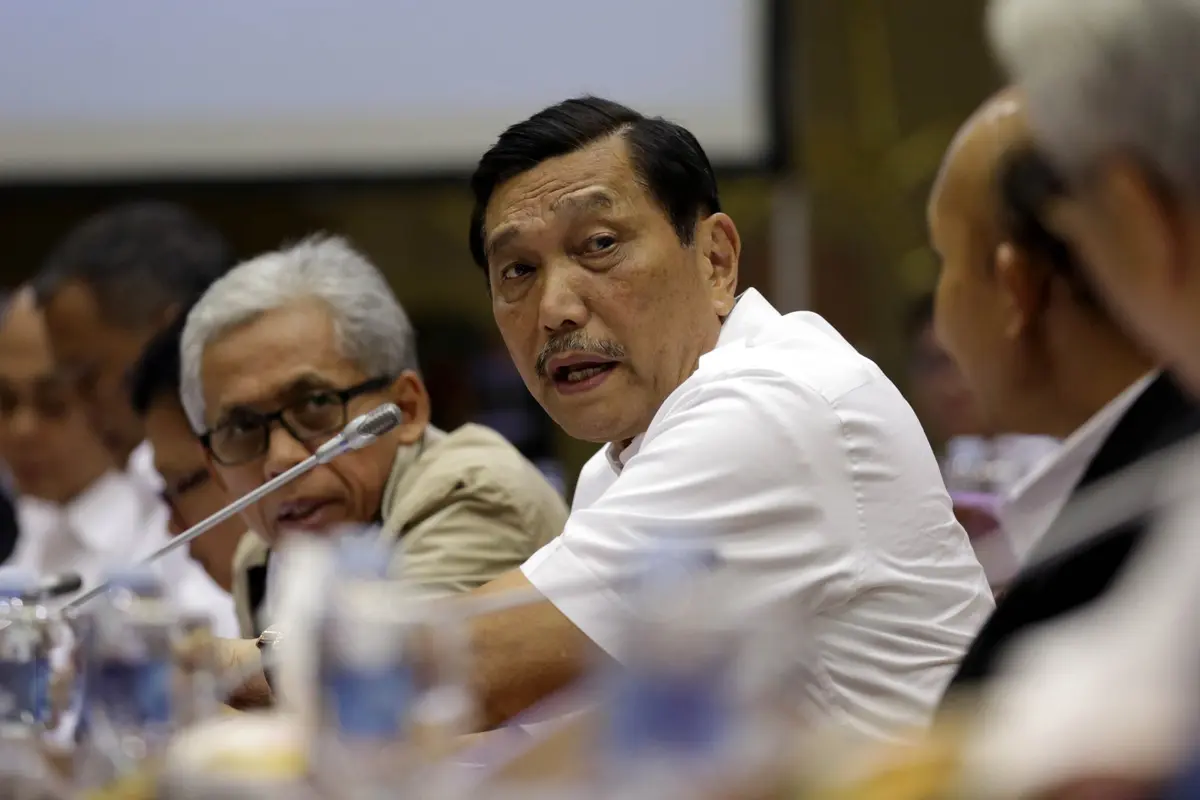 20160901-Luhut Rapat Bareng DPR Bahas Kebijakan Arcandra Tahar-Jakarta