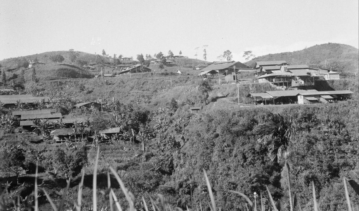 Penambangan Pakai Lori Gantung