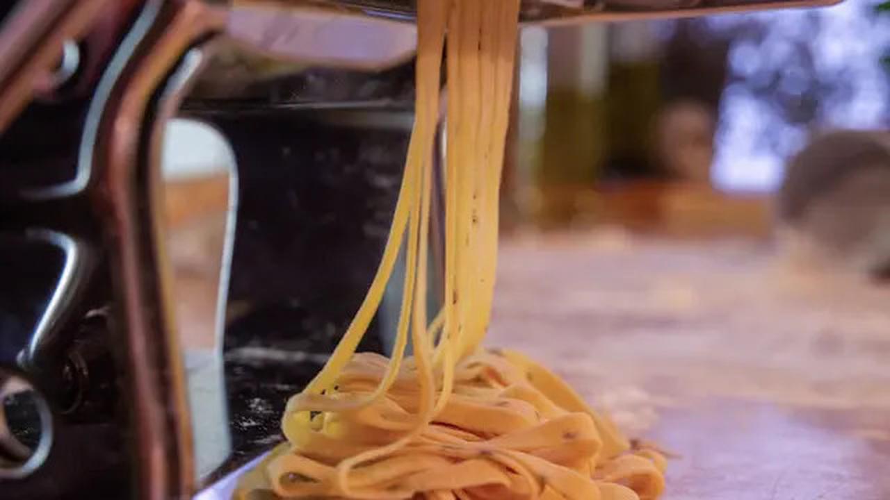 Rahasia Menyimpan Mie Basah Tanpa Kulkas Agar Tidak Cepat Basi