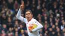 Pemain lincah Liverpool, Roberto Firmino mencetak satu gol saat timnya menang atas tuan rumah Crystal Palace pada lanjutan Liga Inggris pekan ke-29.  (AFP/Glyn Kirk)