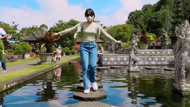 Dita Karang Secret Number mudik ke Bali (Foto: Youtube/Secret Number)