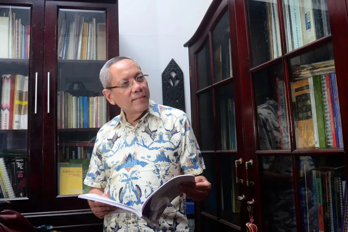Prof Tjandra Yoga Aditama