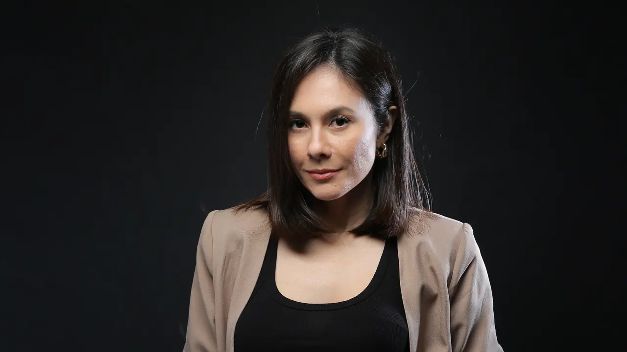 Wulan Guritno.