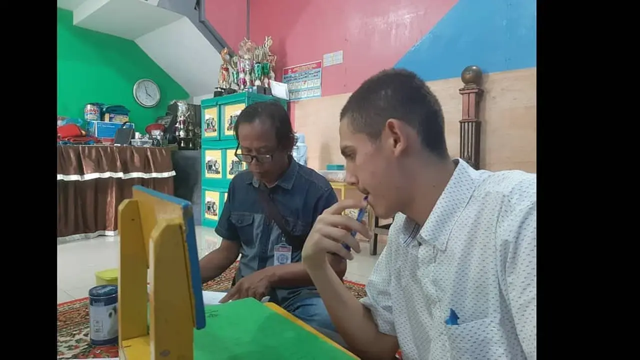 Begini Potret Enzo Zens Allie, Pemuda Keturunan Prancis yang Lolos Masuk Akmil