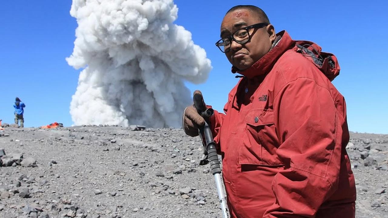 Buat Netizen Bernostalgia, Saykoji Bagikan Momen-Momen Saat Mendaki Gunung Semeru di Syuting Film 5 CM