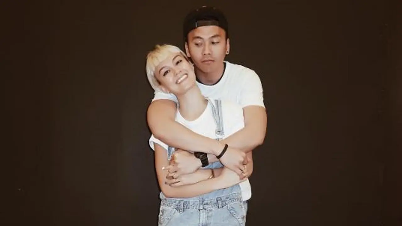 [Bintang] Agnes Monica dan Wijaya Saputra
