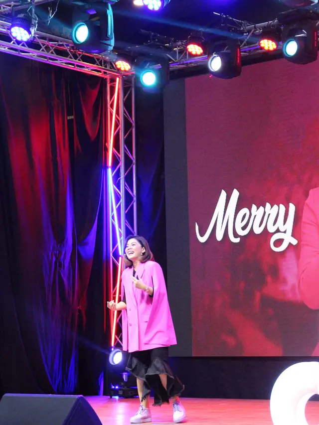 Merry Riana.