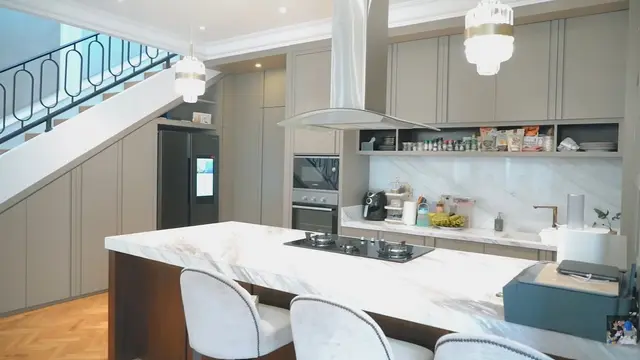 Potret Dapur di Rumah Shireen Sungkar dan Teuku Wisnu
