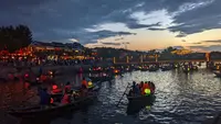 Hoi An terletak di bagian tengah Vietnam, tepatnya di Provinsi Quang Nam. Para wisatawan hanya perlu menempuh perjalanan sekitar 40 menit dengan mobil dari Kota Da Nang (12/8/2023). (Liputan6.com/Ade Nasihudin).