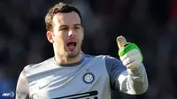 Kiper Inter Milan Gantikan Joe Hart?