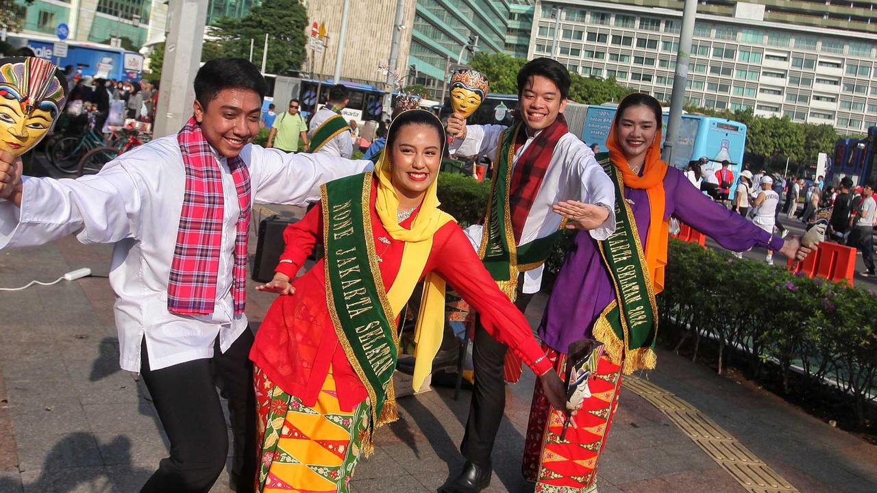 FOTO:  Lenggang  Jakarta  Abang None 2025 di CFD