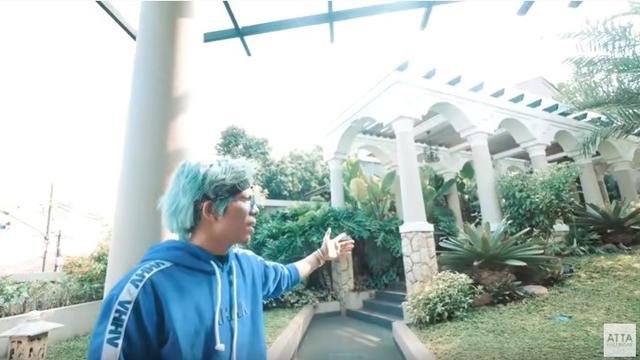 7 Potret Rumah Mewah Denny Cagur, Ada Lift dan Kolam Renang Ala Waterboom