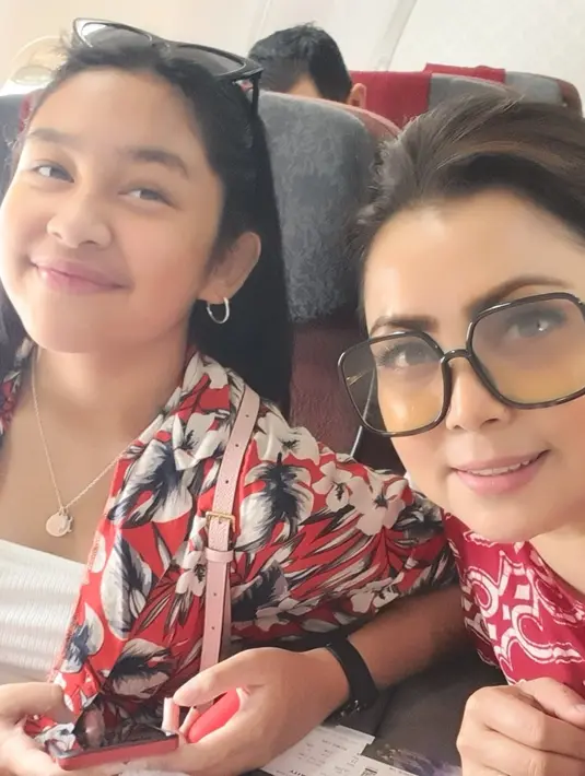 (Instagram/mayangsaritrihatmodjoreal)