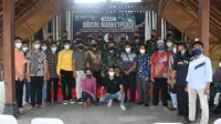 Taruna Akmil melakukan pengabdian kepada masyarakat (PKM) melalui program turun ke desa di Desa Karanganyar di kawasan Borobudur, Jawa Tengah. (Istimewa)