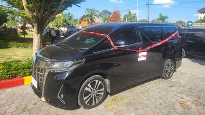 KPK Sita Alphard Bupati Lombok Barat, Diduga Suap dari Kontraktor