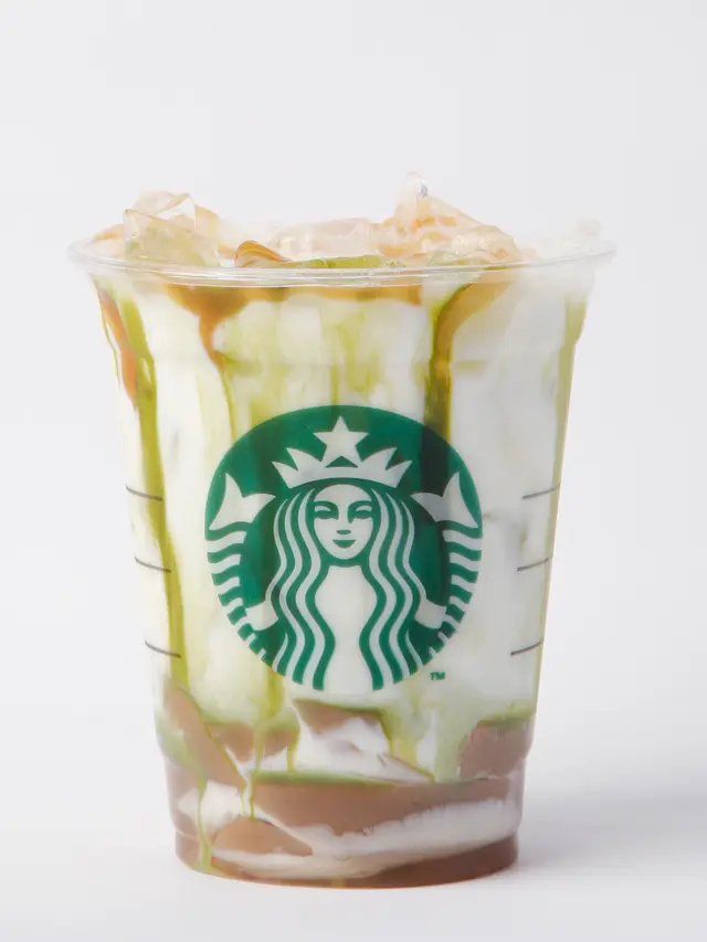 Iced Caramel Pudding Matcha Latte