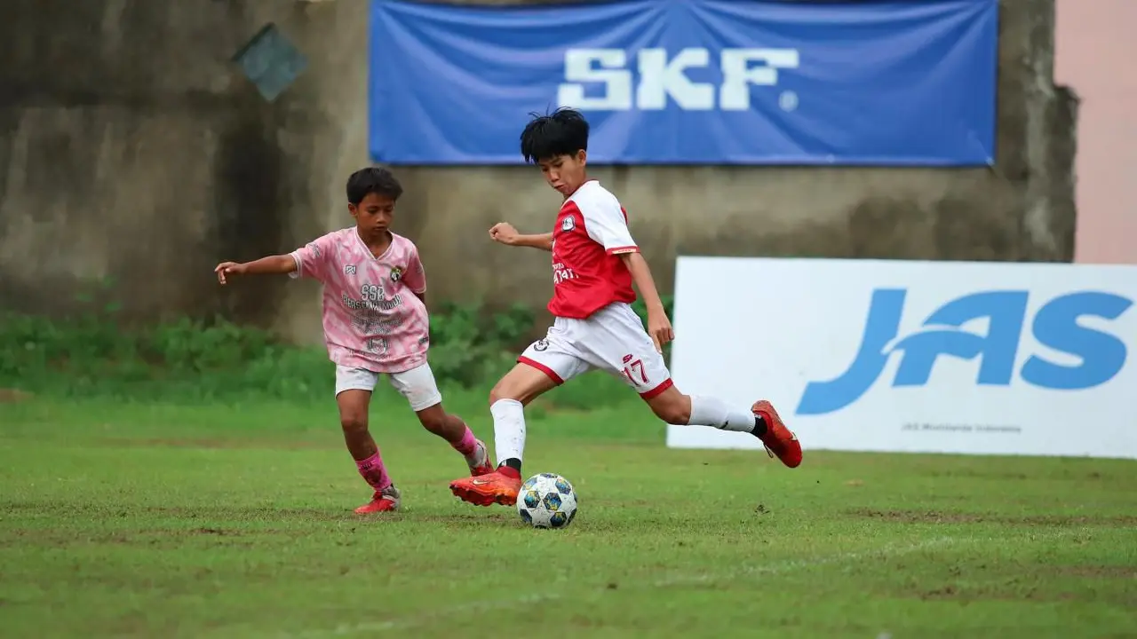 Persaingan sengit di Meet the World With SKF Road to Gothia Cup 2025 yang digelar di Solo dan Surabaya