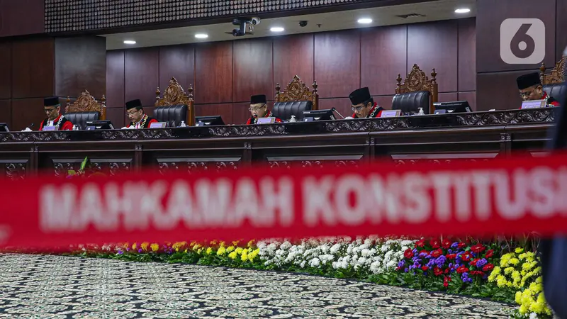 Suhartoyo Dilantik Jadi Ketua MK