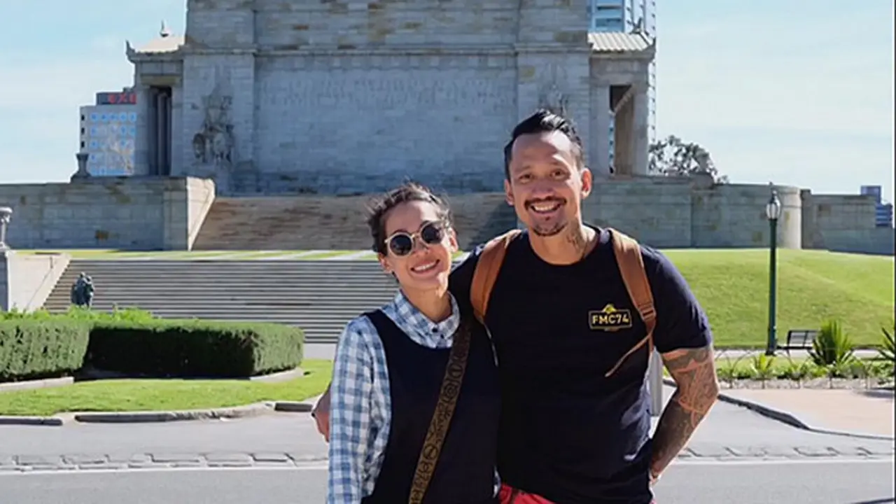 [Bintang] Tora Sudiro dan Mieke Amalia