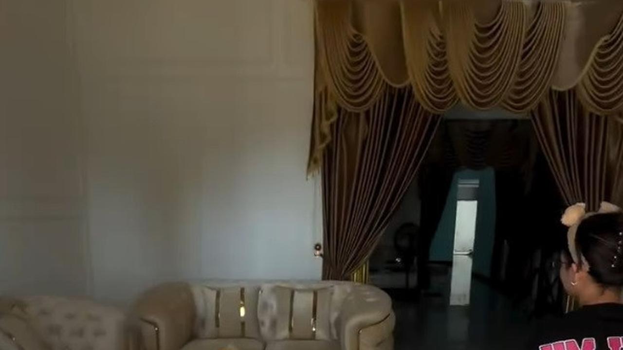 10 Potret Rumah Putri Isnari & Abdul Azis di Kalimantan, Luas Banget & Interiornya Mewah