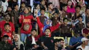 <p>Para suporter wanita dan anak-anak menyaksikan laga perebutan peringkat ketiga Piala Presiden 2024 antara Persis Solo menghadapi Persija Jakarta di Stadion Manahan, Solo, Sabtu (3/8/2024). (Bola.com/Bagaskara Lazuardi)</p>