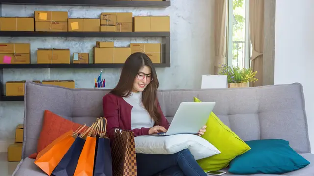 Hobinya Foya-Foya, Inilah Zodiak yang Punya Kemampuan Paling Buruk dalam mengelola Keuangan