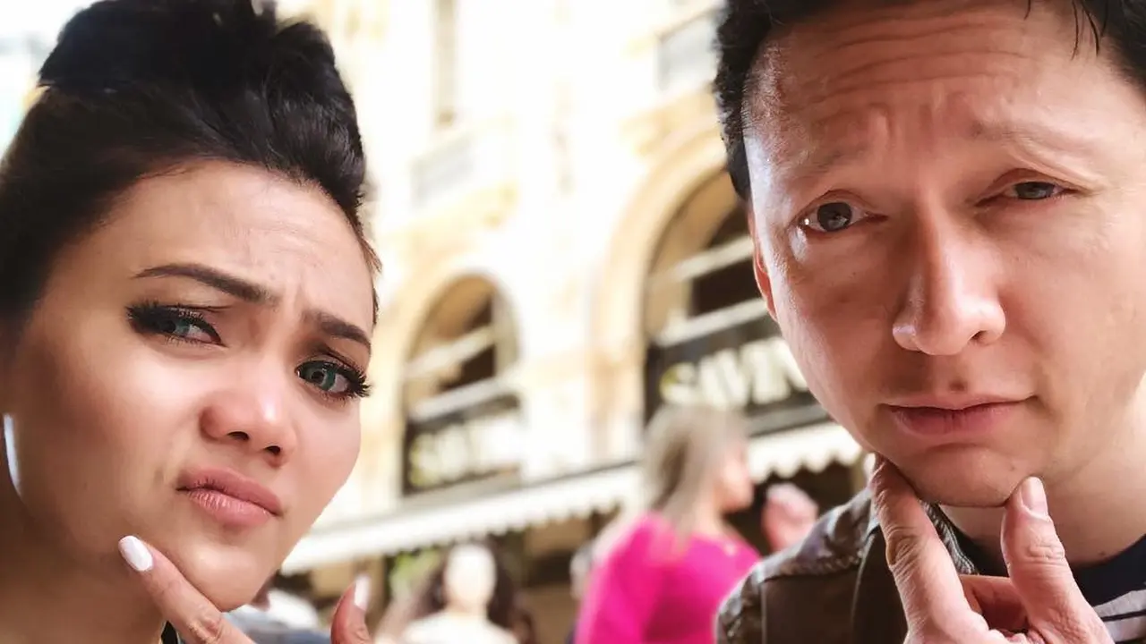 Perjalanan Cinta Rina Nose dan Josscy Aartsen, Dari Kenal Hingga Menikah